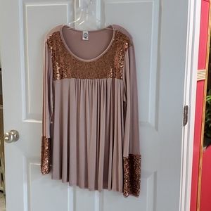 Brand New Boutique Babydoll Top with Sequins